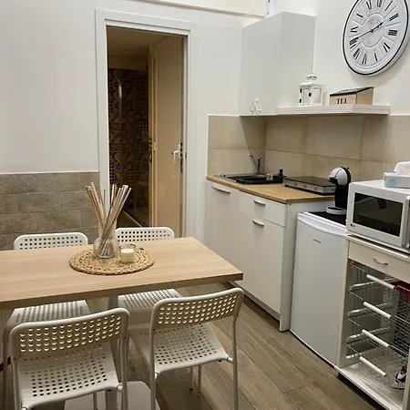 דירה Maison 128 בארי